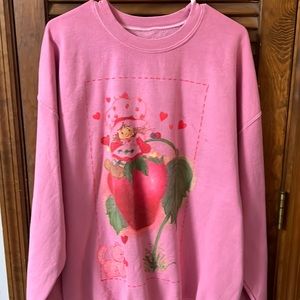 Women’s sweatshirt Strawberry Shortcake Large pink with Her on the front